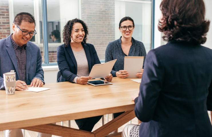 Donne Lavoratrici: colloquio (Foto Canva) - bonus.it 20230807