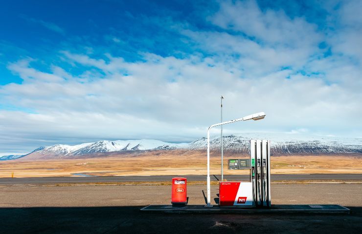 non si può fumare mentre si fa la benzina